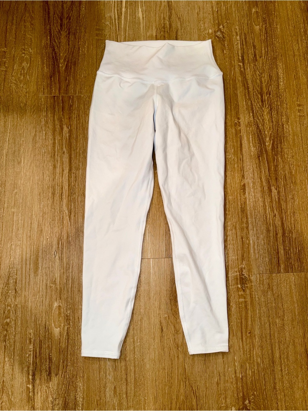 ALO | ALO White High-Rise Cropped Leggings